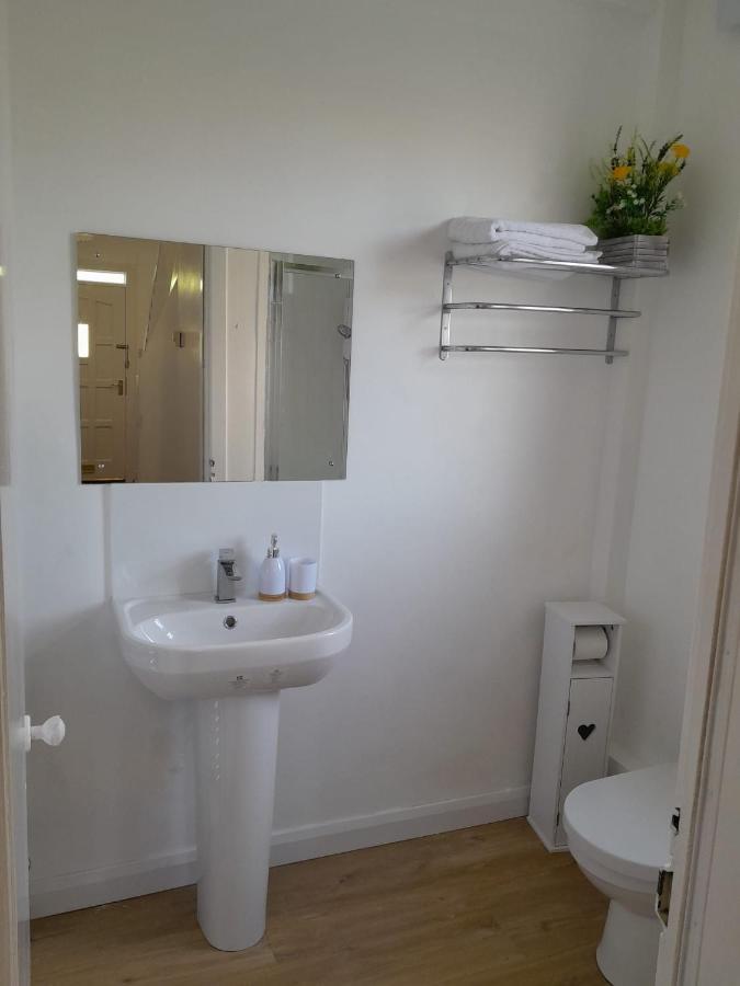 Ashley Home, Close To Centre With Free Parking Holiday home *